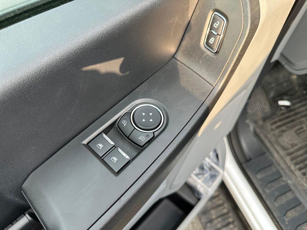 new 2025 Ford F-350 car, priced at $67,578