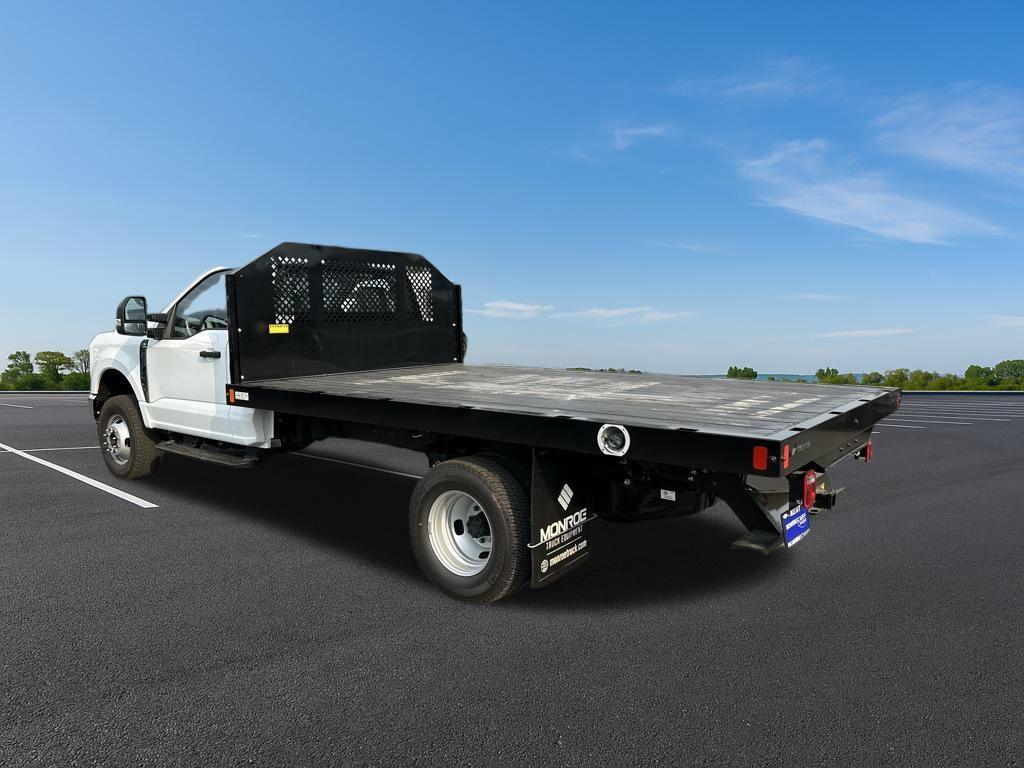 new 2025 Ford F-350 car, priced at $67,578