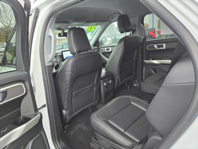 used 2021 Ford Explorer car, priced at $30,999