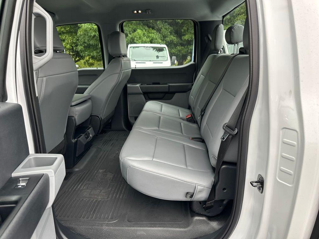 new 2025 Ford F-250 car, priced at $54,435