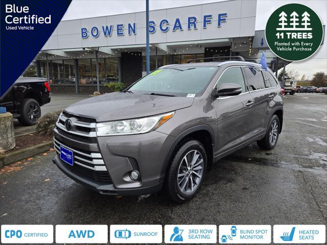 used 2017 Toyota Highlander car, priced at $25,999