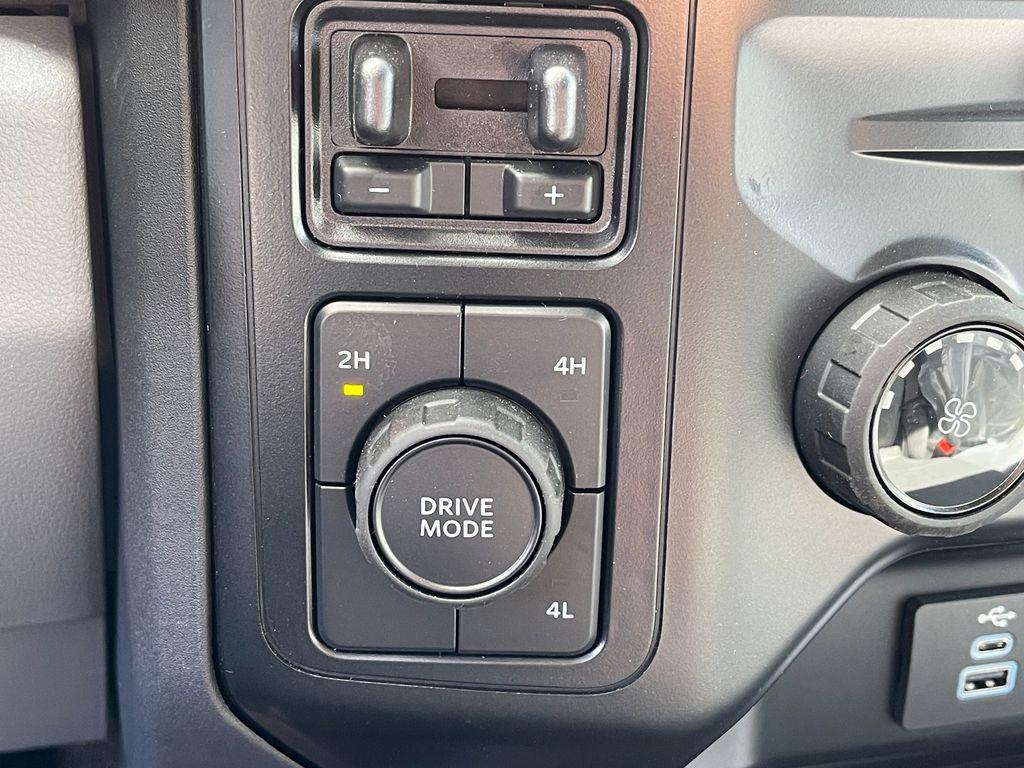 new 2023 Ford F-350 car, priced at $69,995