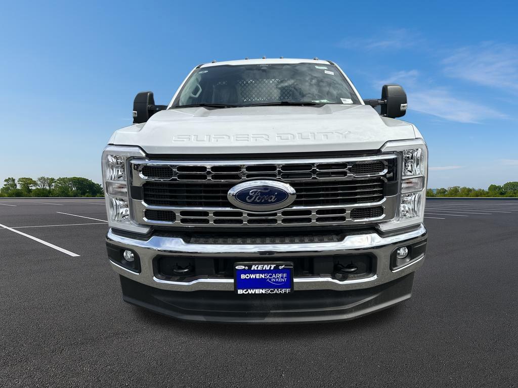 new 2025 Ford F-350 car, priced at $67,220