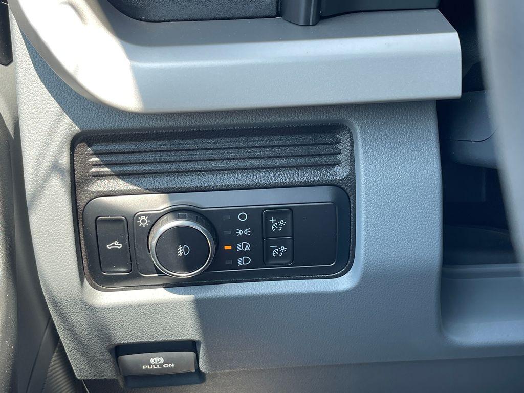 new 2024 Ford F-450 car, priced at $72,225