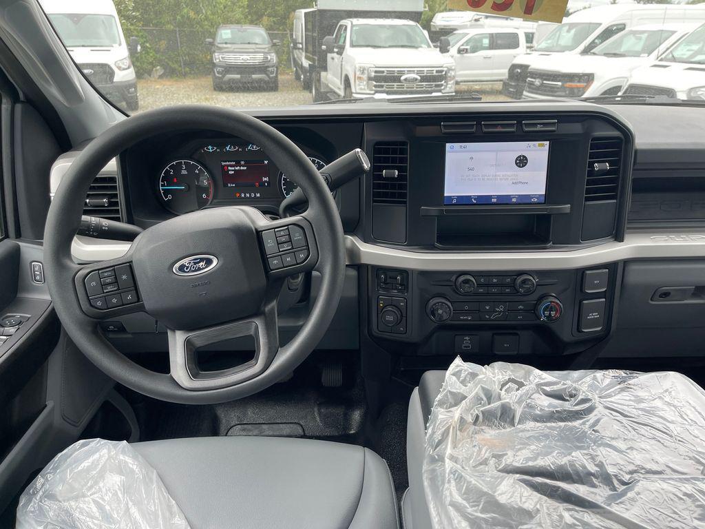 new 2024 Ford F-450 car, priced at $72,225