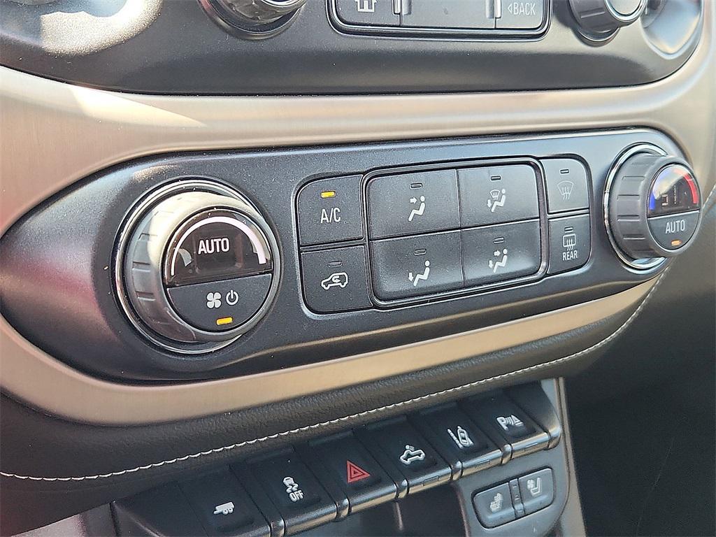 used 2022 GMC Canyon car, priced at $33,485