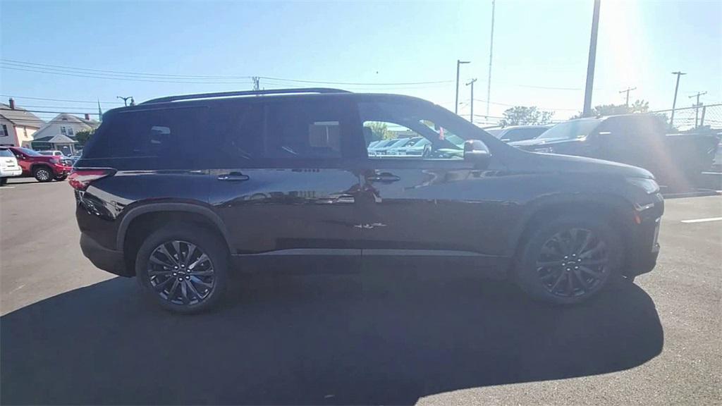 used 2023 Chevrolet Traverse car, priced at $36,985