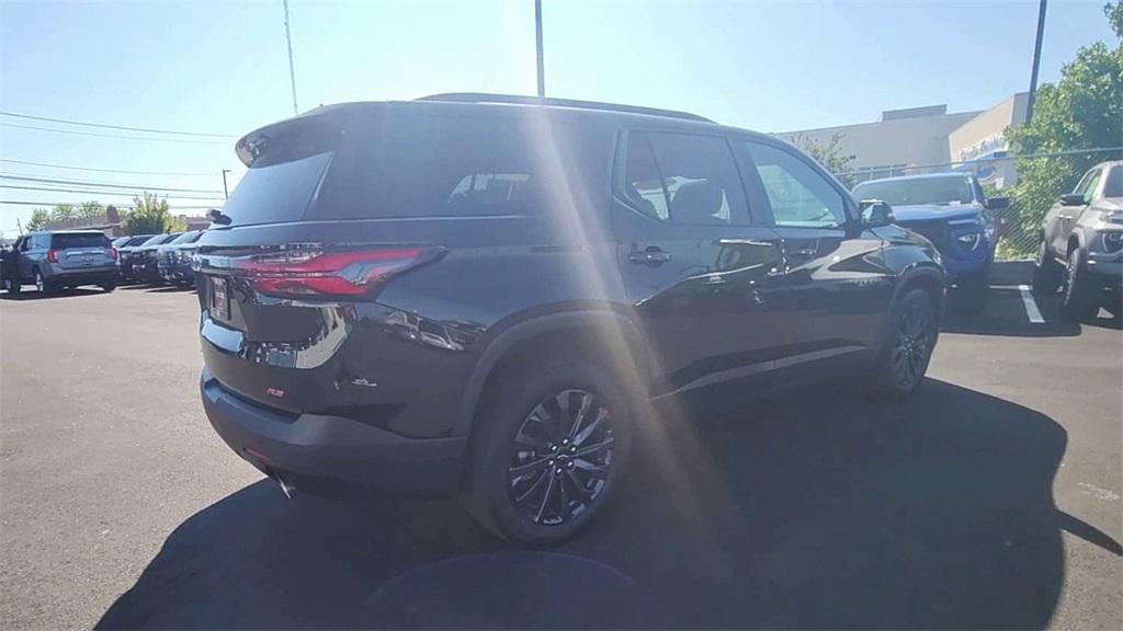 used 2023 Chevrolet Traverse car, priced at $36,985