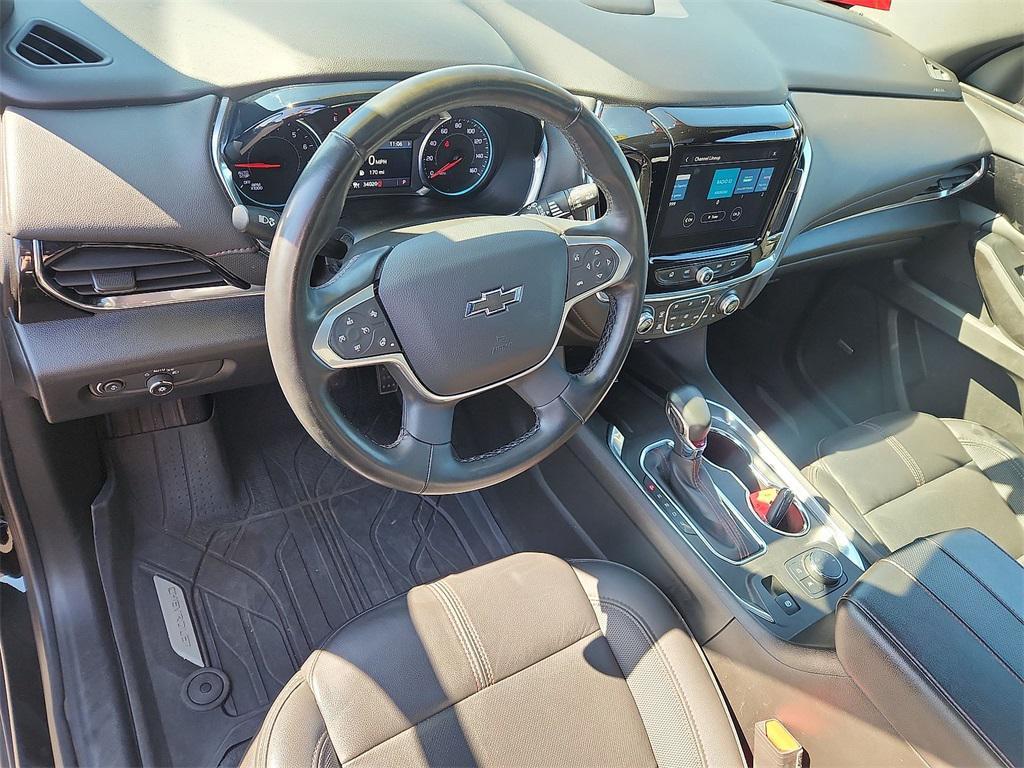 used 2023 Chevrolet Traverse car, priced at $36,985