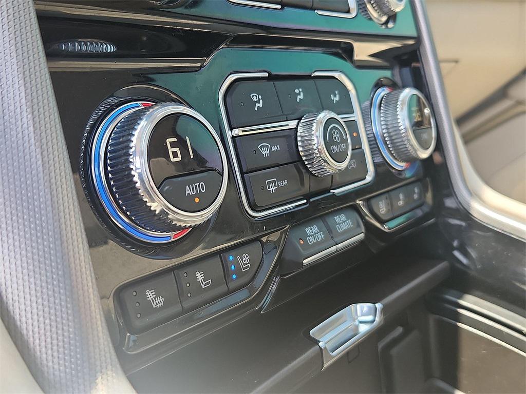 used 2024 GMC Yukon XL car, priced at $77,280