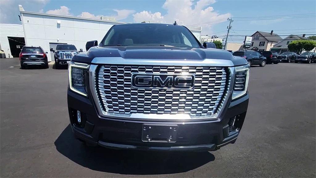 used 2024 GMC Yukon XL car, priced at $77,280