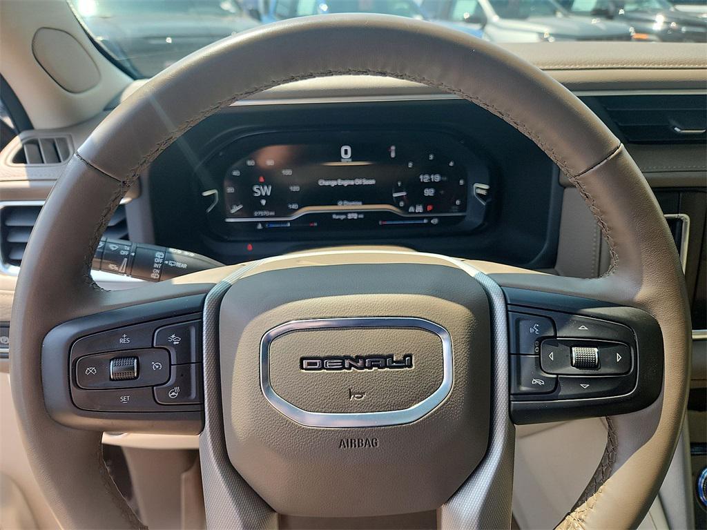 used 2024 GMC Yukon XL car, priced at $77,280