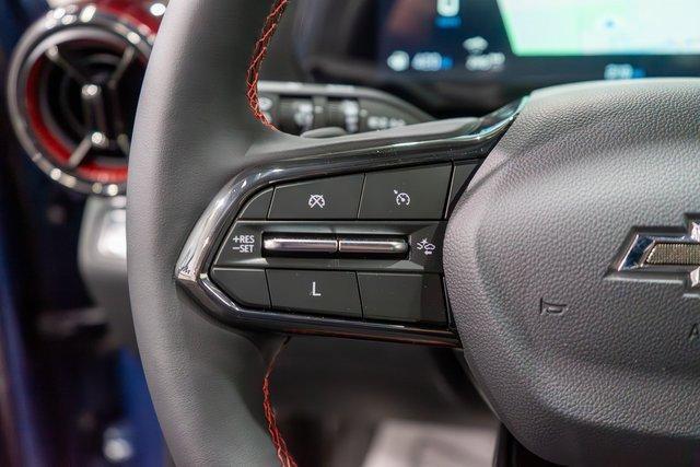 new 2025 Chevrolet Equinox car, priced at $35,804