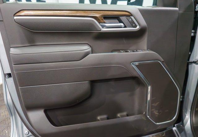 new 2025 Chevrolet Silverado 1500 car, priced at $47,070