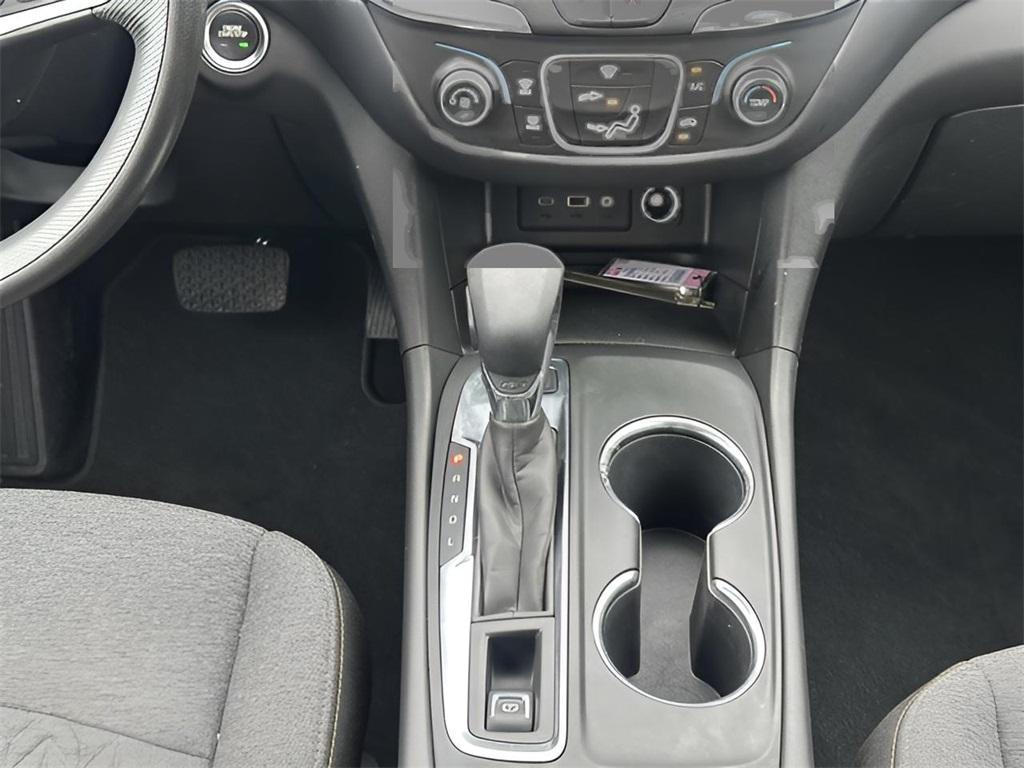 used 2023 Chevrolet Equinox car, priced at $22,999