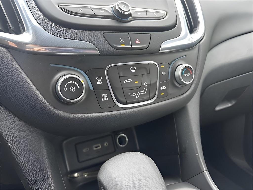 used 2023 Chevrolet Equinox car, priced at $21,999