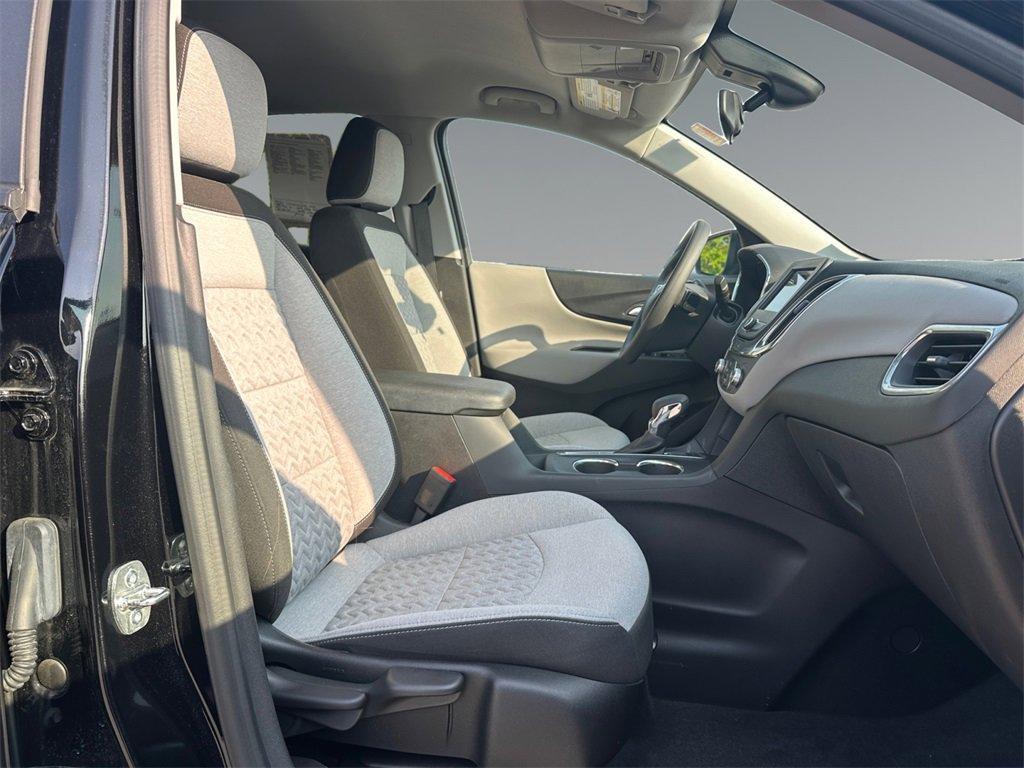 used 2024 Chevrolet Equinox car, priced at $25,499
