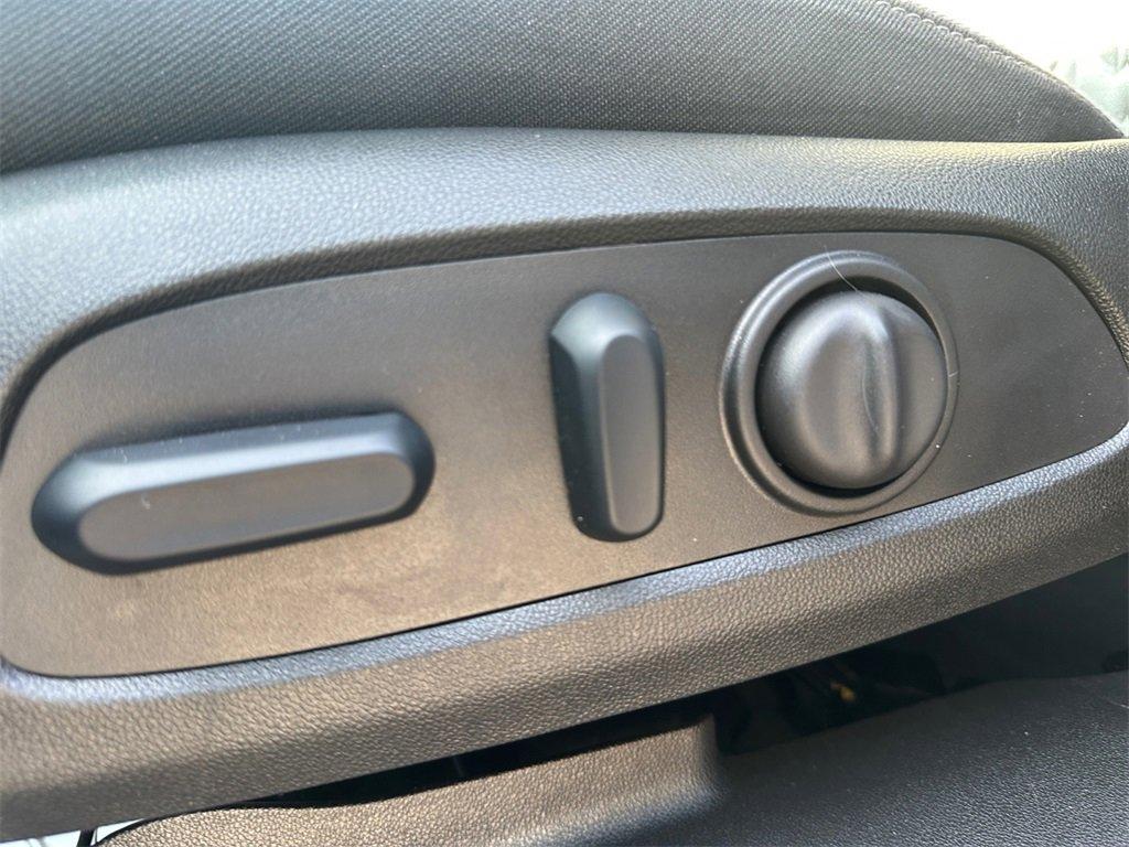 used 2024 Chevrolet Equinox car, priced at $25,499