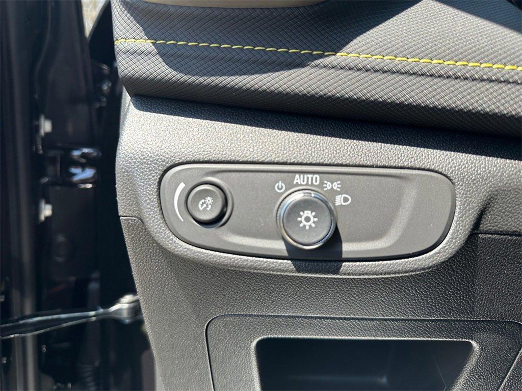 new 2025 Chevrolet TrailBlazer car, priced at $32,999