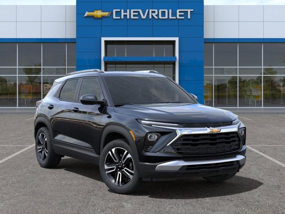 new 2025 Chevrolet TrailBlazer car, priced at $29,395