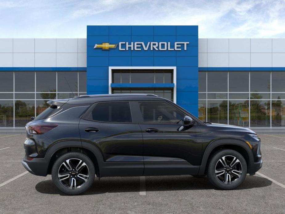 new 2025 Chevrolet TrailBlazer car, priced at $29,395