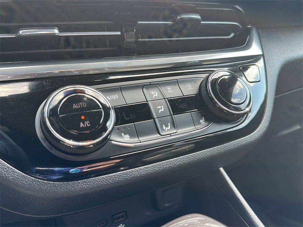 used 2024 Buick Envista car, priced at $25,999