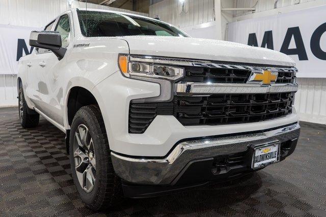 new 2025 Chevrolet Silverado 1500 car, priced at $46,006