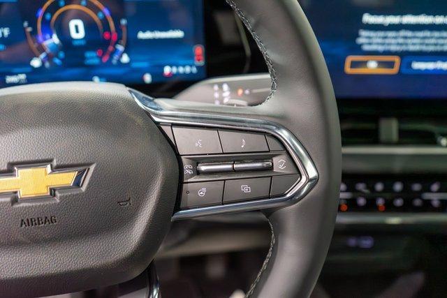 new 2026 Chevrolet Equinox car, priced at $33,815