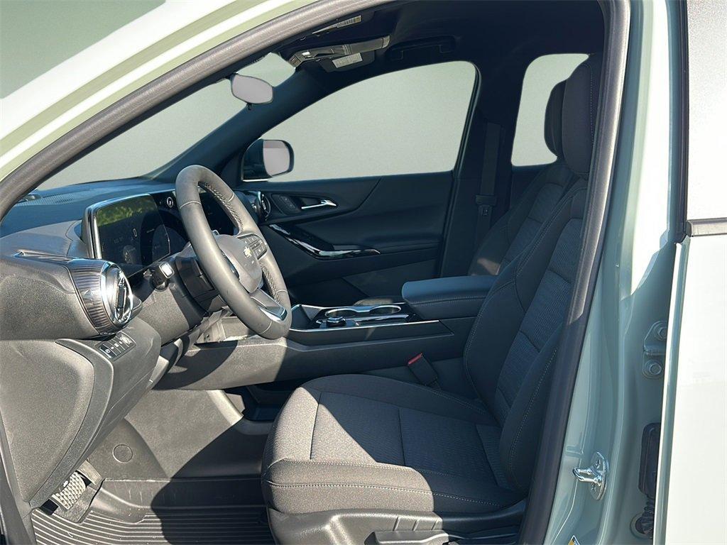 new 2026 Chevrolet Equinox car, priced at $32,760