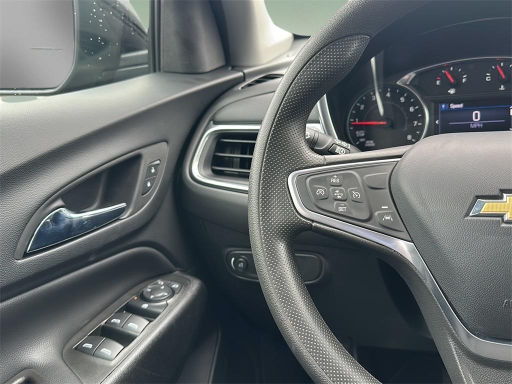 used 2023 Chevrolet Equinox car, priced at $22,999
