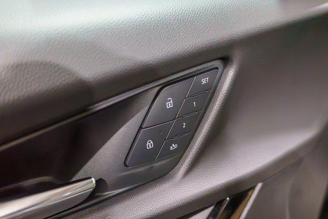 new 2025 Chevrolet Equinox car, priced at $36,550