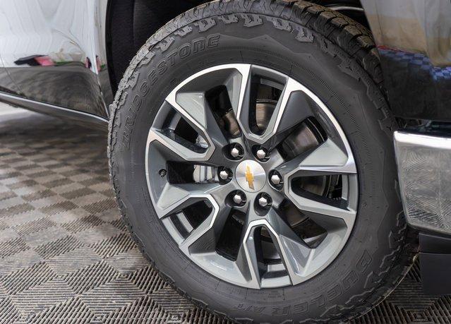 new 2025 Chevrolet Silverado 1500 car, priced at $47,070