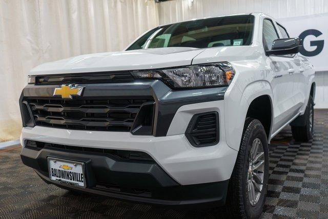 new 2025 Chevrolet Colorado car, priced at $38,960