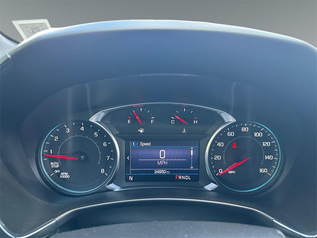 used 2022 Chevrolet Equinox car, priced at $24,499