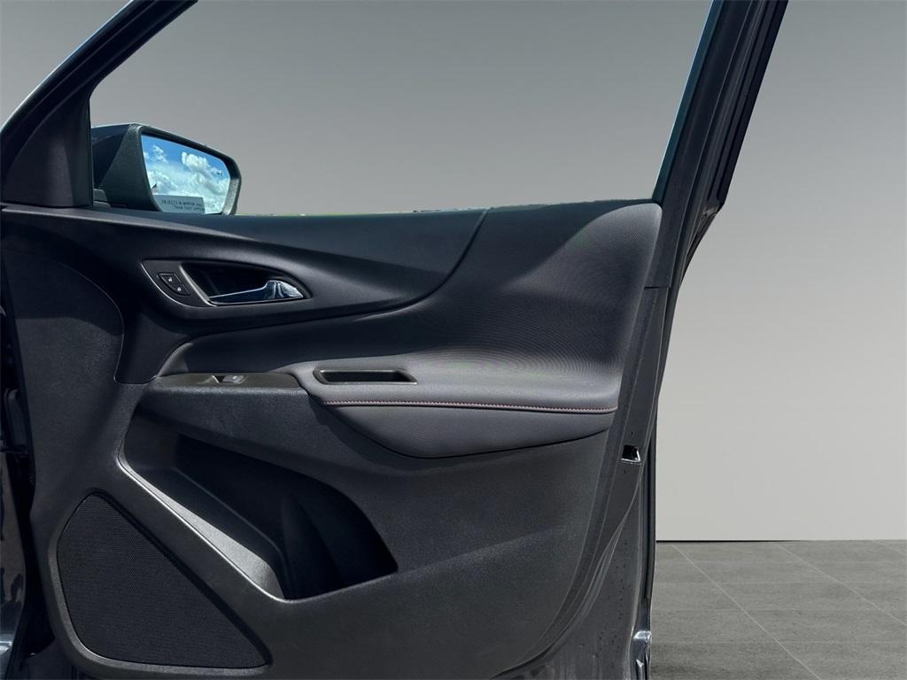 used 2022 Chevrolet Equinox car, priced at $24,499