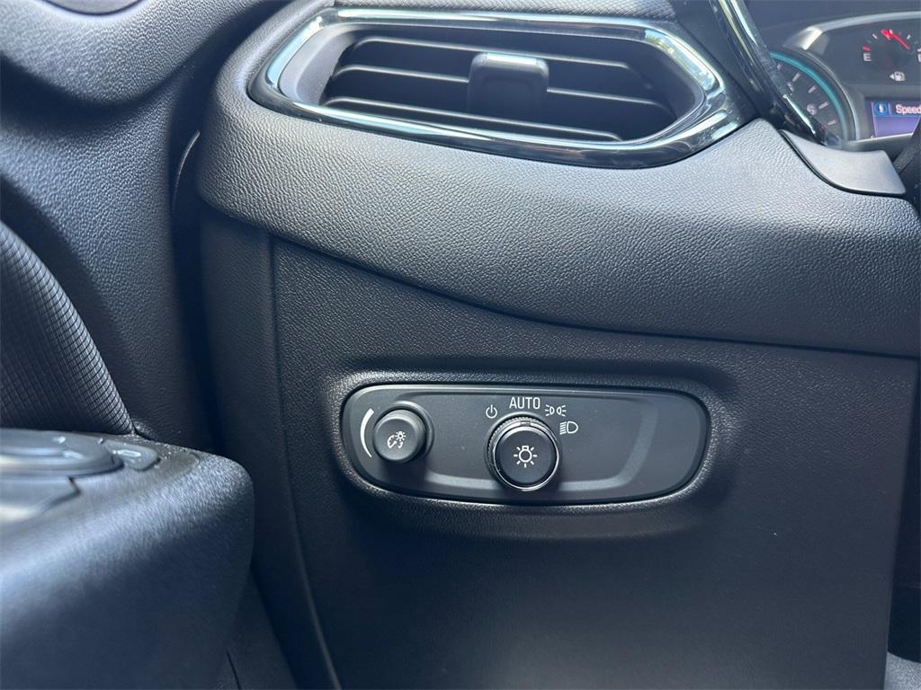 used 2022 Chevrolet Equinox car, priced at $24,499