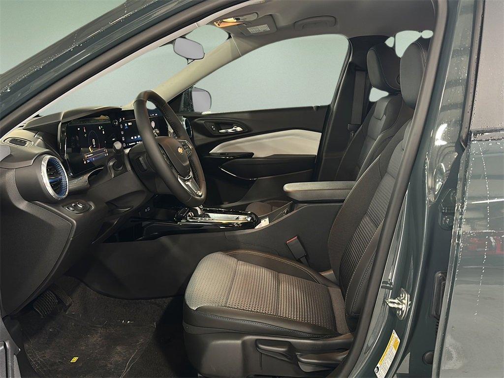 new 2025 Chevrolet Trax car, priced at $24,499