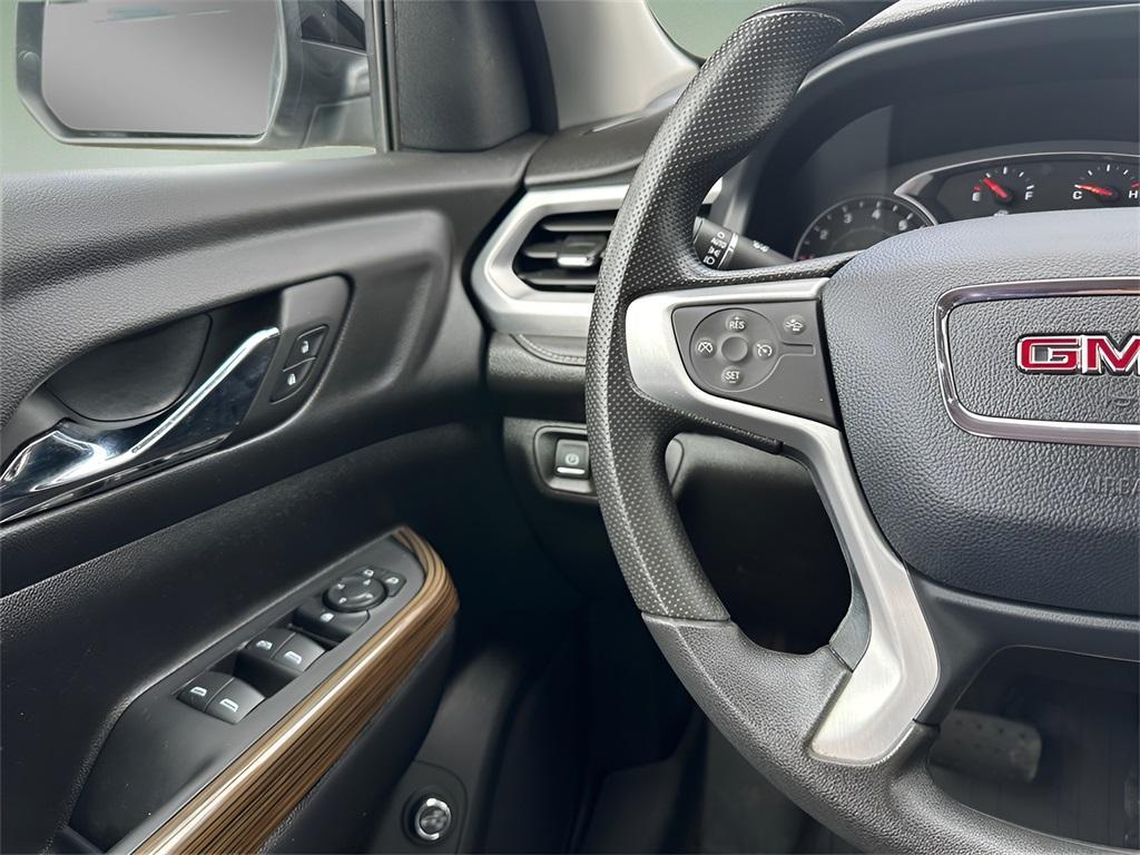 used 2023 GMC Acadia car, priced at $27,999
