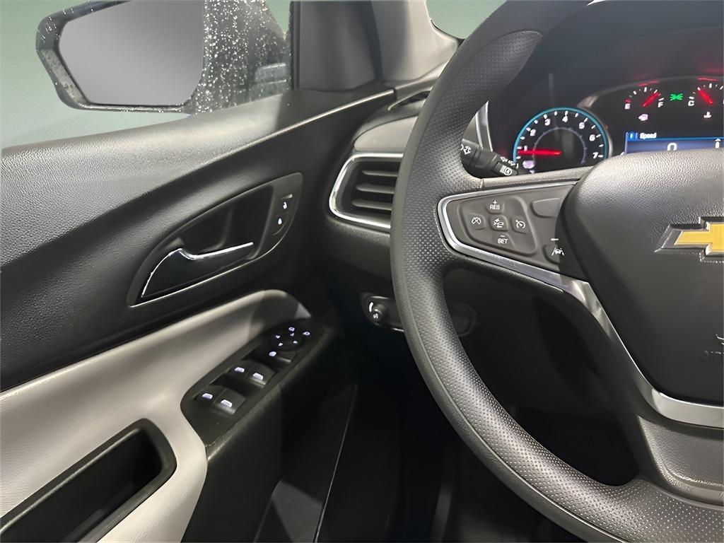 used 2024 Chevrolet Equinox car, priced at $22,999