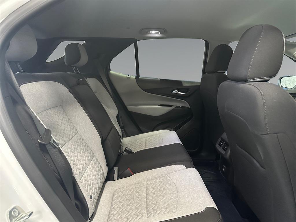 used 2024 Chevrolet Equinox car, priced at $25,999