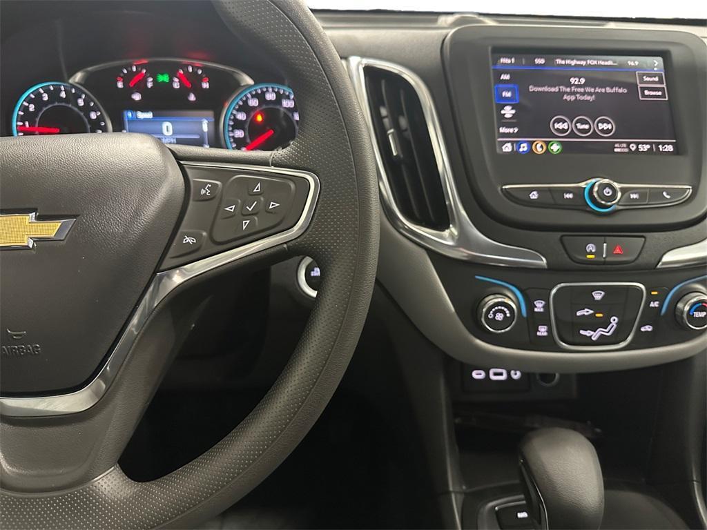 used 2024 Chevrolet Equinox car, priced at $25,999