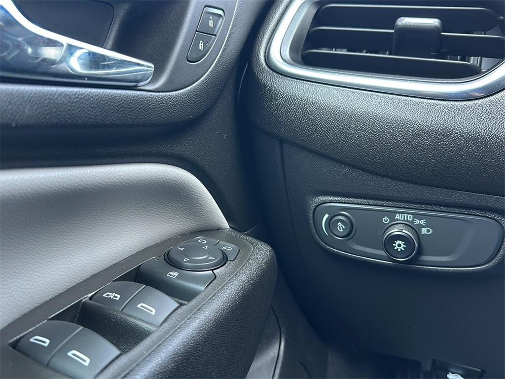 used 2024 Chevrolet Equinox car, priced at $22,999
