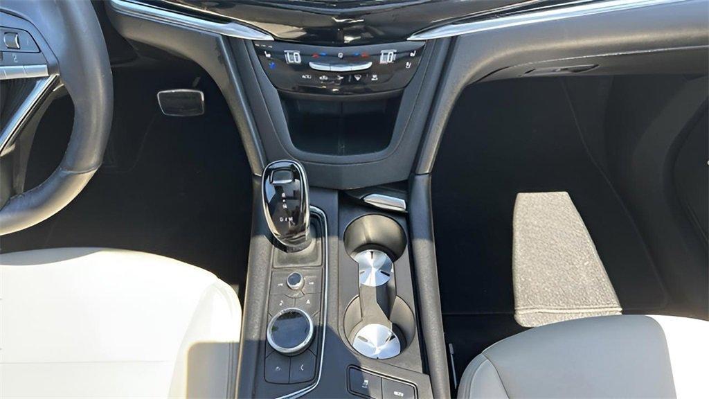 used 2023 Cadillac XT6 car, priced at $44,999