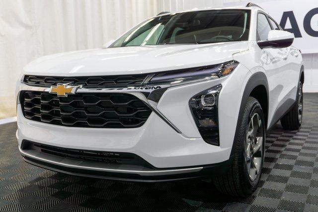 new 2025 Chevrolet Trax car, priced at $24,950