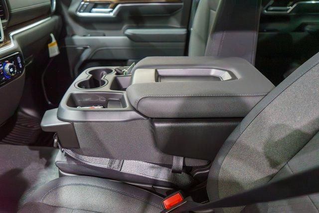 new 2025 Chevrolet Silverado 1500 car, priced at $47,070