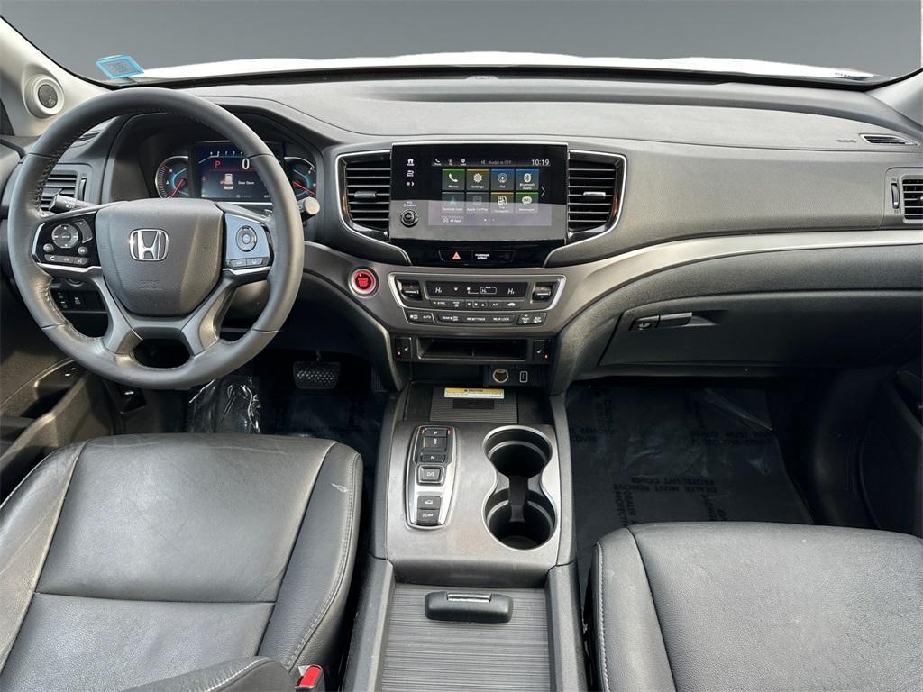 used 2022 Honda Pilot car, priced at $32,699