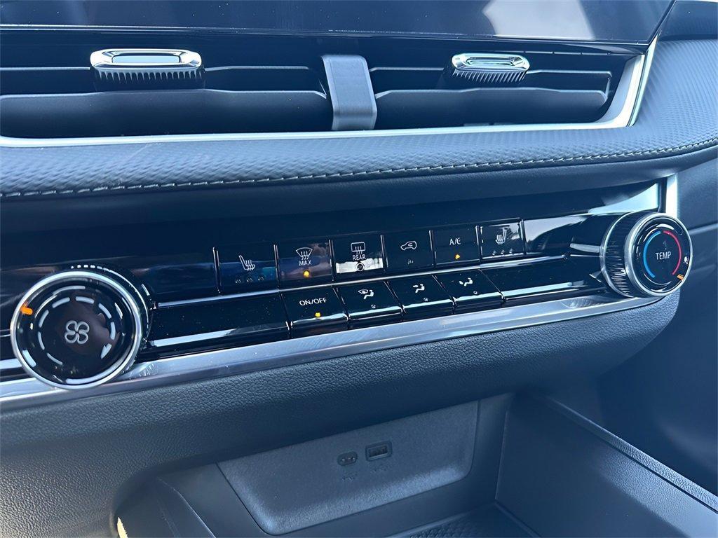 new 2025 Chevrolet Equinox car, priced at $29,499