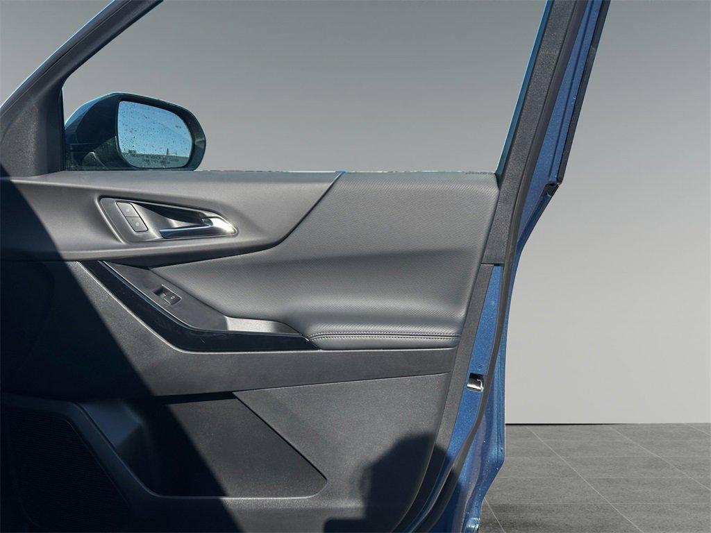 new 2025 Chevrolet Equinox car, priced at $30,245