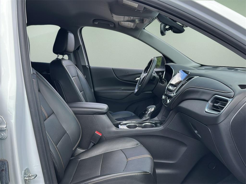 used 2022 Chevrolet Equinox car, priced at $22,999