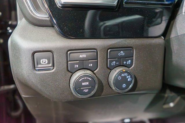 new 2025 Chevrolet Silverado 1500 car, priced at $47,070